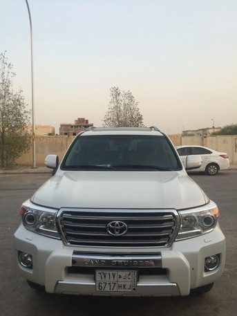 2015 Toyota Land Cruiser GXR3 