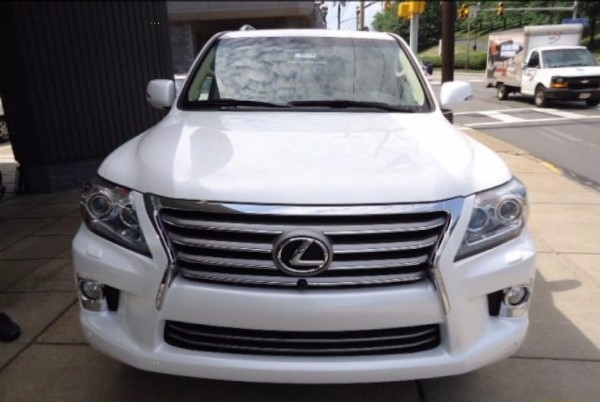 lx570 213 V8 full option with GCC SpecificationsWhatsApp.+234907773348