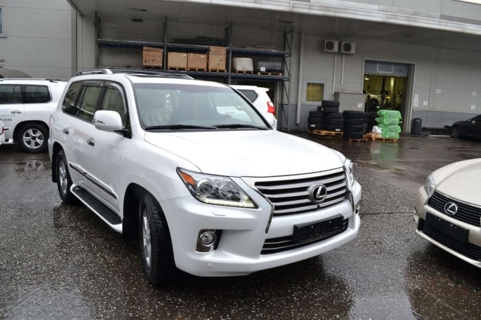 لكزس LX-570 2013 دولار 25000USD