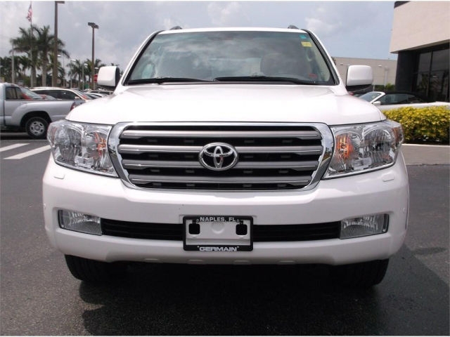 TOYOTA LAND CRUISER 2011 FOR SALE