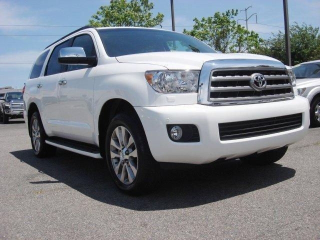 2013 TOYOTA SEQUOIA - GULF SPECs SUV