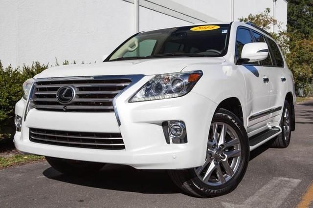 URGENT SALE OF MY GCC 2014 Lexus LX570 Car